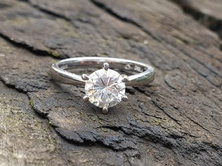 Platinum Solitaire 1.09ct