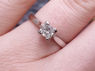 platinum princess cut solitaire 0.52ct