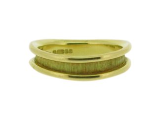 18ct Wire Edged Ring