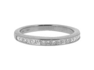 18ct half eternity 0.47ct