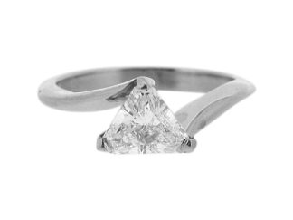 platinum triangular solitaire 0.76ct