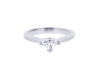 18ct White Gold and Platinum Shield Solitaire 0.28ct 