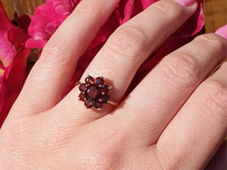 9ct Garnet Cluster Ring