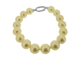 White Pearl bracelet