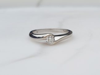 Crossover Solitaire 0.15ct