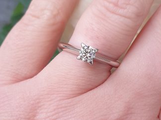 High Solitaire 0.35ct