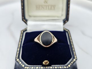 Gents Onyx Signet Ring